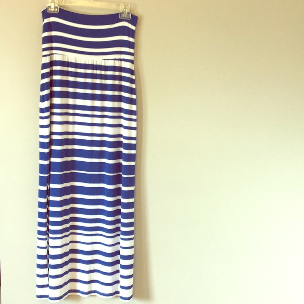 Athleta skirt, fold-over waist maxi w/ side slits